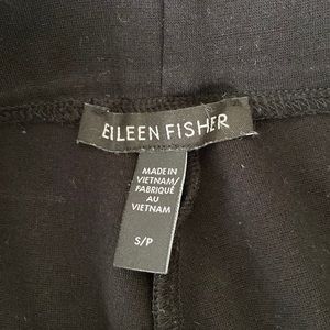 Black Eileen Fisher pull on pants